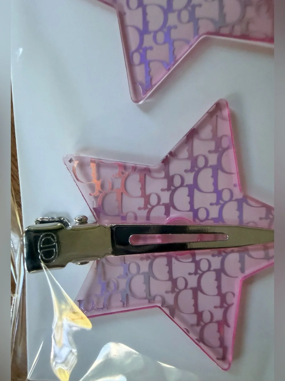 Dior Iridescent Pink Branded Star Set of 2 Alligator Style Barrettes NEW SEALED
